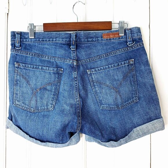 Calvin Klein Cuffed Mid-Rise Blue Denim Jean Shorts Sz 30/10 - Picture 5 of 10